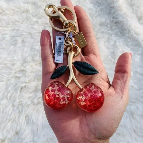 アクセサリー COACH Pink double heart keychain charm Coach heart key ring - Gem